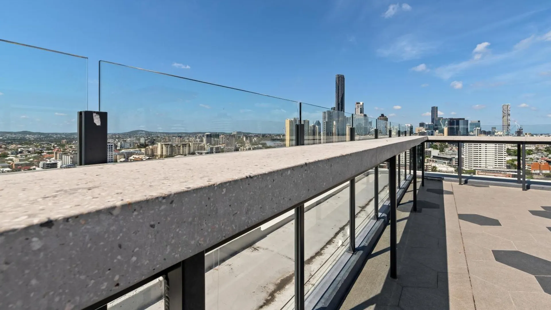 Breathtaking Fortitude Valley Apartment Μπρίσμπεϊν