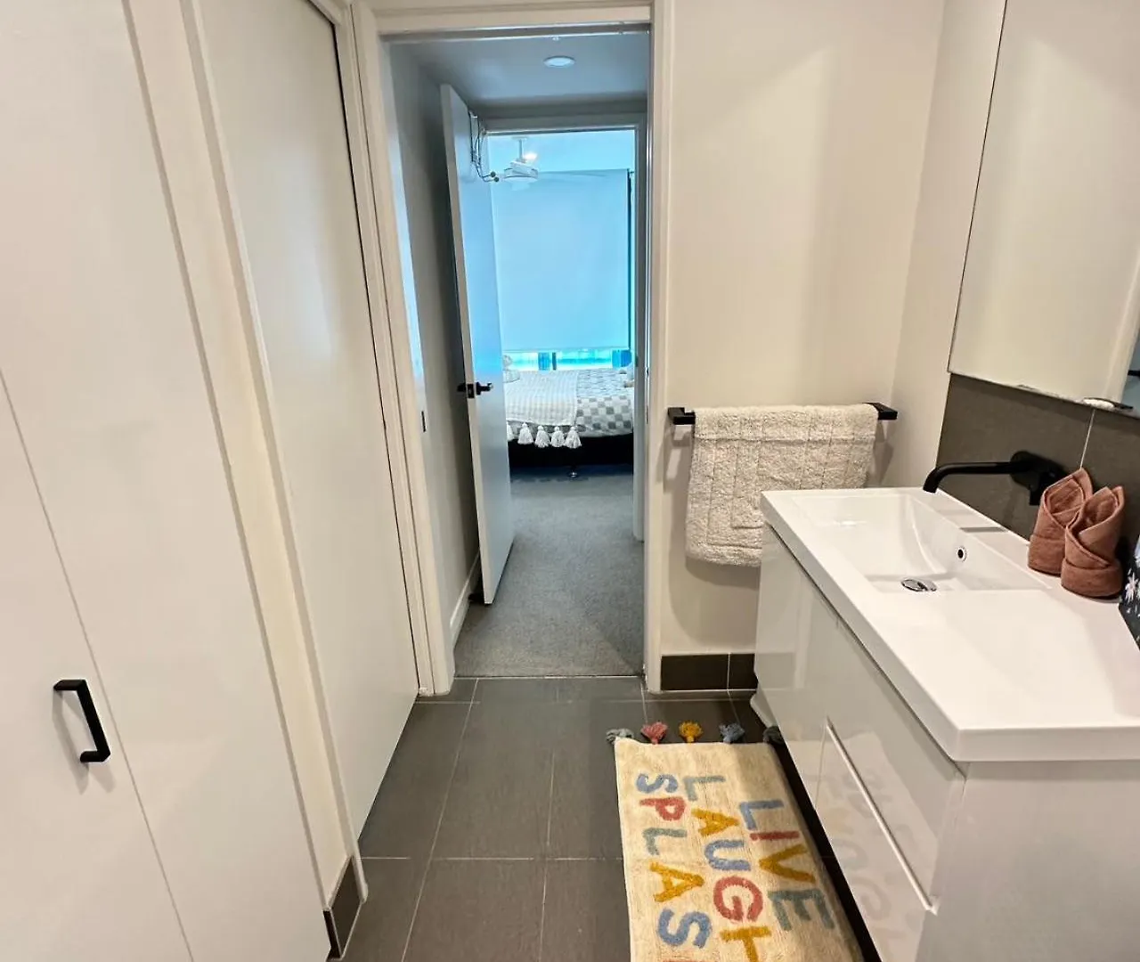 Breathtaking Fortitude Valley Apartment Μπρίσμπεϊν